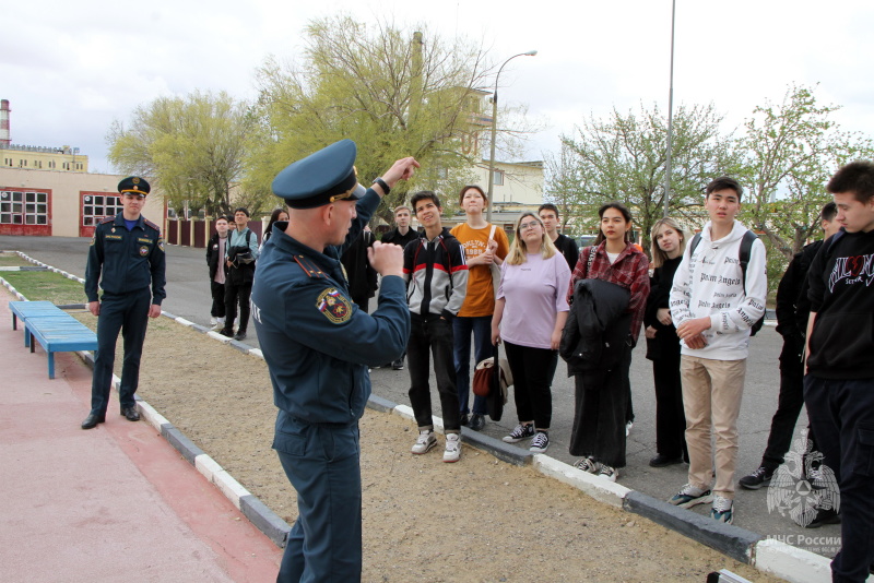 Байконурские пожарные вновь открыли двери для гостей.