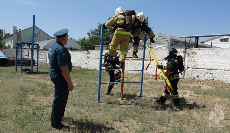 Определилось лучшее звено газодымозащитников.