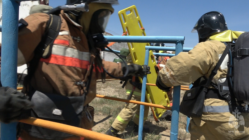 Определилось лучшее звено газодымозащитников.