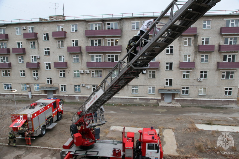 Байконурские пожарные прошли плановую аттестацию.