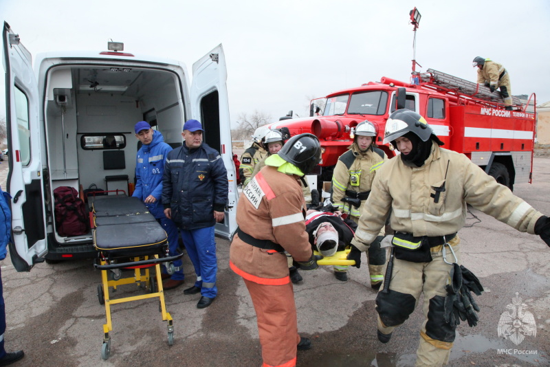 Байконурские пожарные прошли плановую аттестацию.