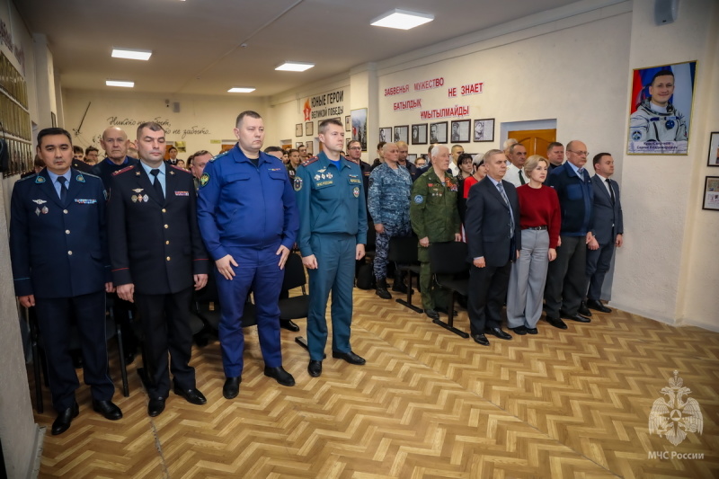 Патриотическое мероприятие посвященное Дню неизвестного солдата и Дню героев Отечества