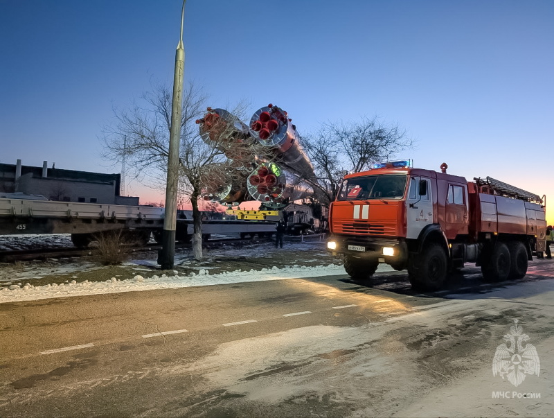 Сегодня ракета космического назначения «Союз-2.1б» с космическим аппаратом дистанционного зондирования Земли «Ресурс-П» № 5 была вывезена на стартовый комплекс 31-й площадки космодрома Байконур.