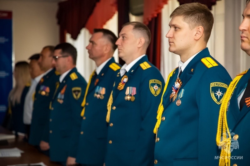 Сотрудники ФГКУ «Специальное управление ФПС № 70 МЧС России» проводят памятные мероприятия, приуроченные к 80-летию Великой Победы