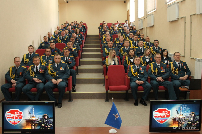 Торжественное мероприятие, посвящённое 376 годовщине образования пожарной охраны России