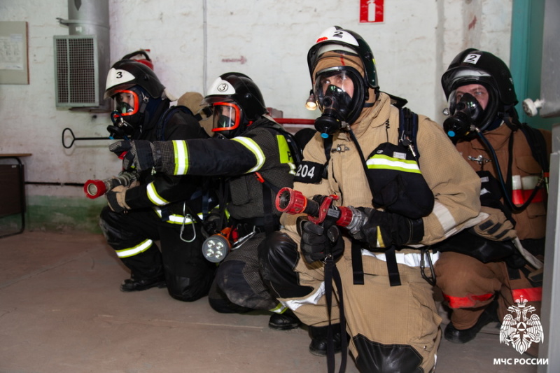 Пожарно-тактические учения на территории кислородно-азотного производства