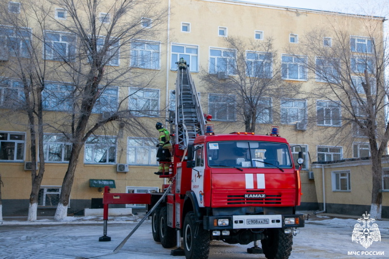 Пожарно-тактические учения в средней школе № 3 им. С.П. Королева