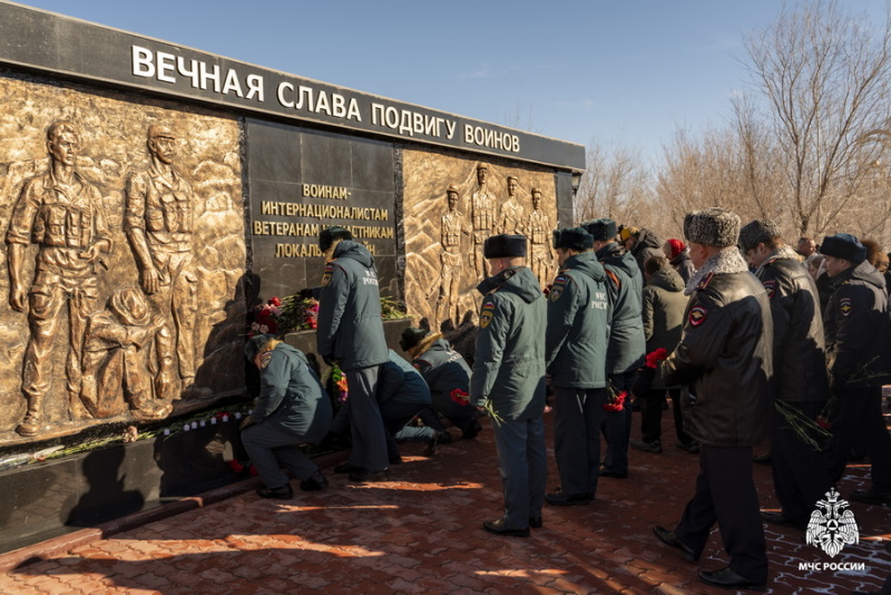 В городе Байконур почтили память воинов-интернационалистов