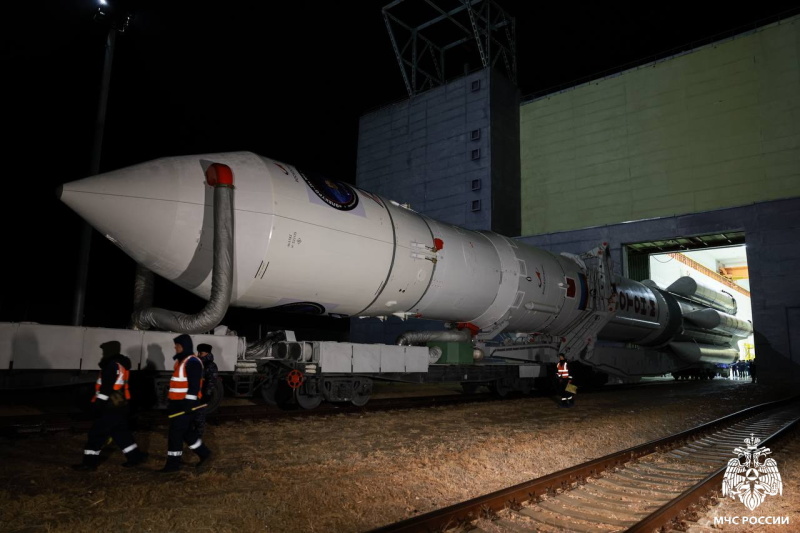 Вывоз ракеты тяжёлого класса «Протон-М» со спутником «Электро-Л» №5