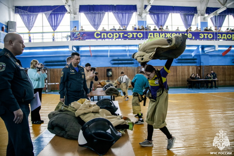 Ежегодные интеллектуально-спортивные игры среди дружины юных пожарных города Байконур