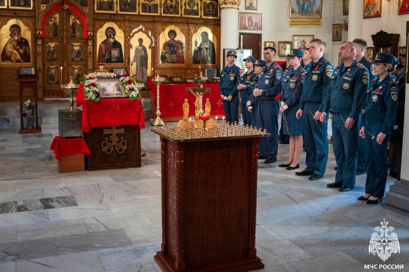 24 апреля День памяти сотрудников МЧС России, погибших при исполнении служебных обязанностей