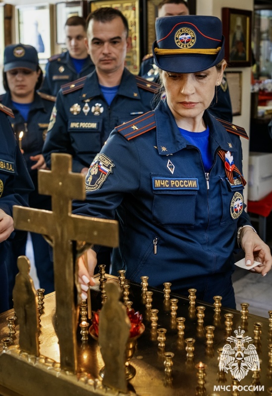 24 апреля День памяти сотрудников МЧС России, погибших при исполнении служебных обязанностей