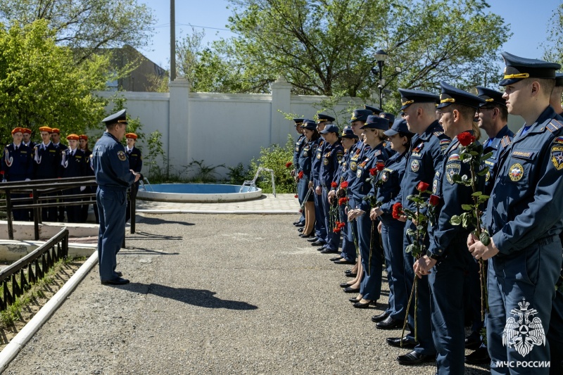 24 апреля День памяти сотрудников МЧС России, погибших при исполнении служебных обязанностей