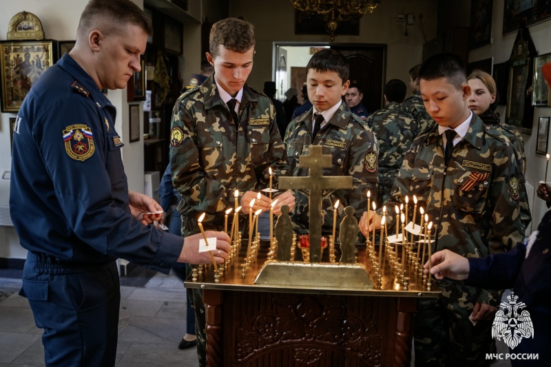 24 апреля День памяти сотрудников МЧС России, погибших при исполнении служебных обязанностей
