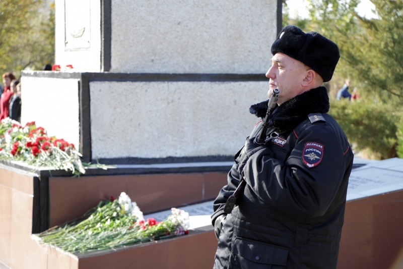 В Байконуре прошли традиционные мероприятия, посвященные памяти ракетчиков, погибших на космодроме в 1960 и 1963 годах.